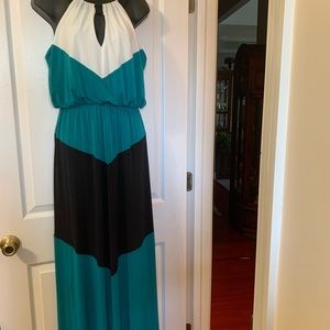 Women’s Maxi Dress Sz 6